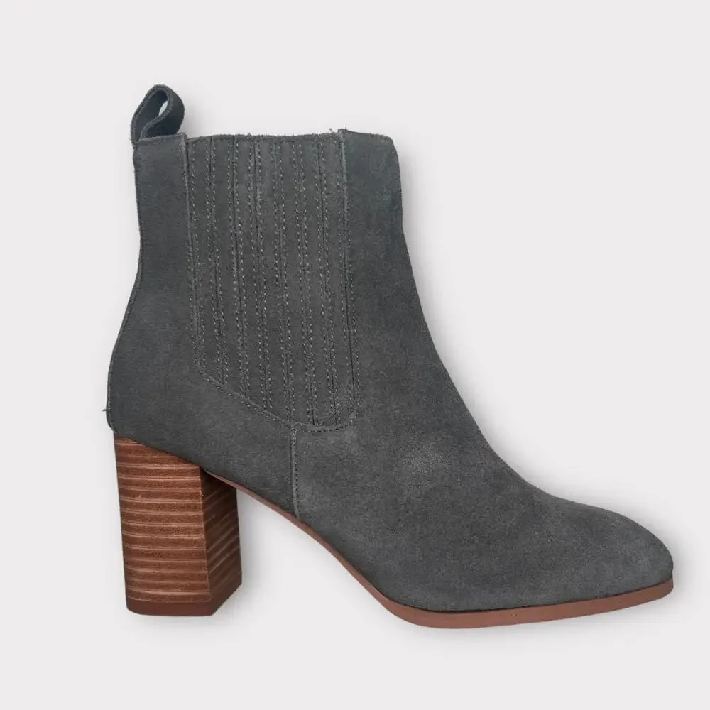 Violet & Red Grey Suede Heeled Booties 8.5
